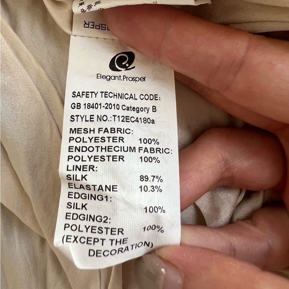 TBF Girl Adjusted Strips Dress Black And Cream Size 110/56 Y2K - Picture 9 of 11